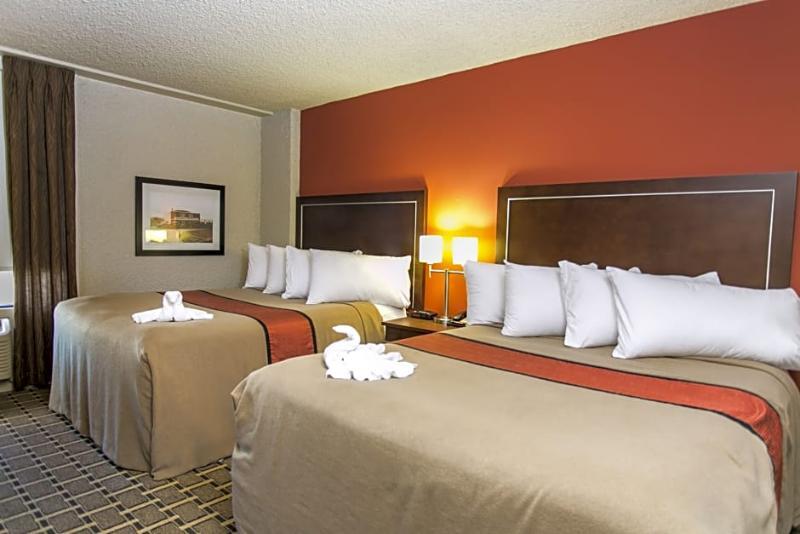 Ramada By Wyndham Edmonton Yellowhead Nw Exteriör bild
